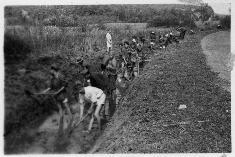 Reportage photographique de la visite du chantier des Beunes par le préfet Labarthe