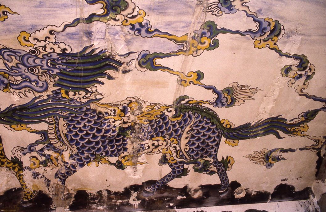 Peintures murales réalisées par des travailleurs indochinois dans certains bâtiments de la poudrerie de Bergerac